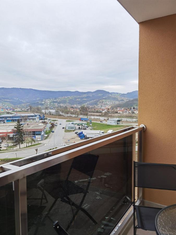Apartman Krasula Doboj Exteriör bild